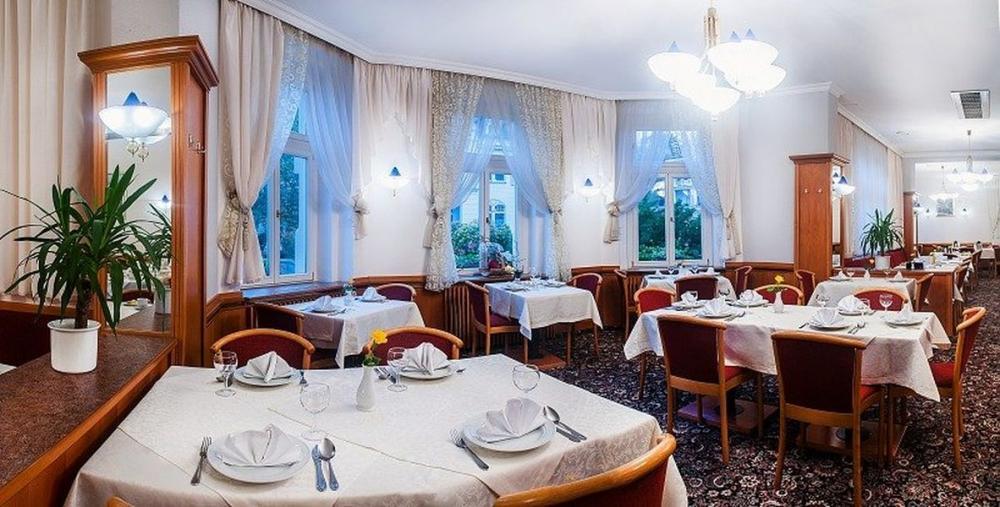 蒙蒂Spa酒店 Františkovy Lázně 外观 照片