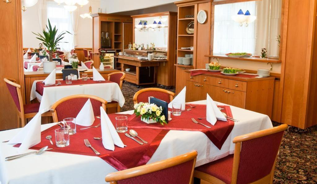 蒙蒂Spa酒店 Františkovy Lázně 外观 照片